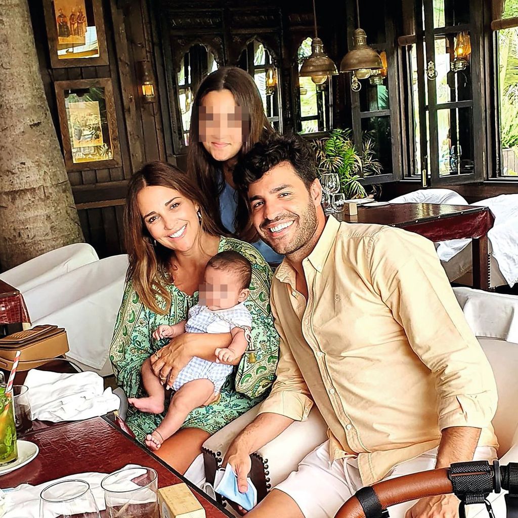Hola 4016 Paula Echevarria con su familia