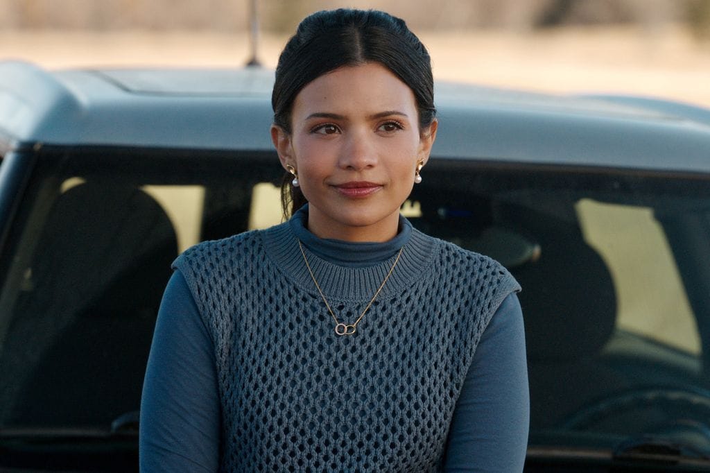 Jackie vuelve decidida a arreglar las cosas con Alex y alejarse de Cole