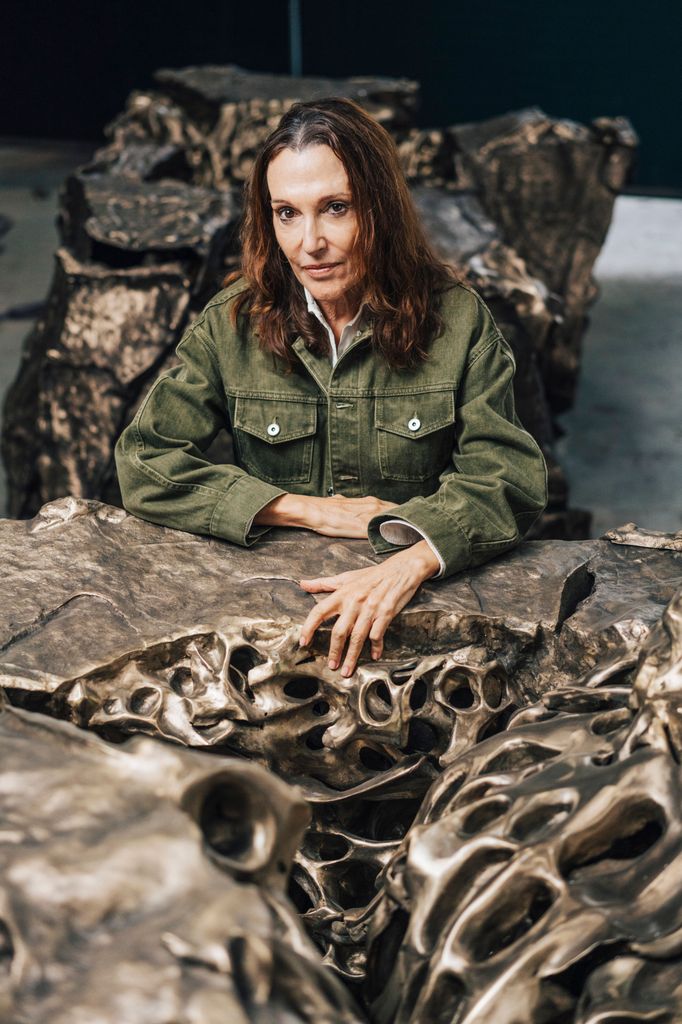 La escultura española Cristina Iglesias 