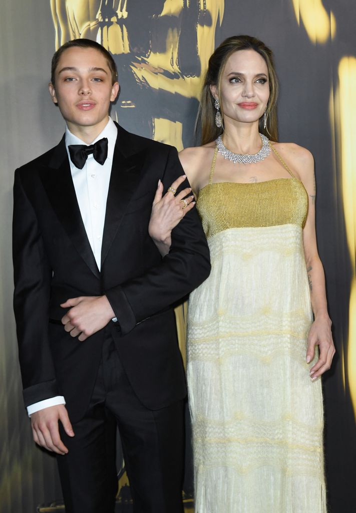 Angelina Jolie y su hijo Knox Jolie-Pitt