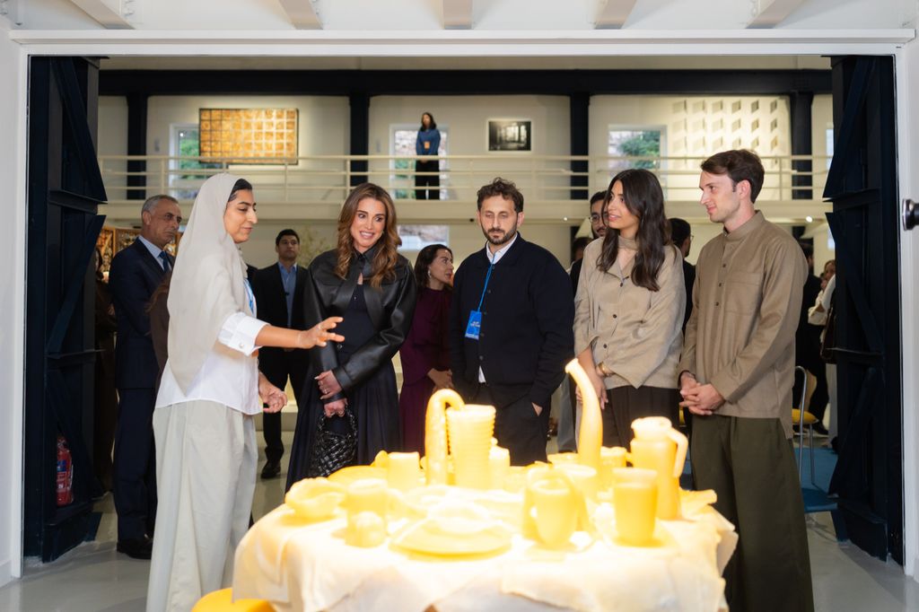 Rania de Jordania en la Semana del Diseño de Amán, el 29 de septiembre de 2026