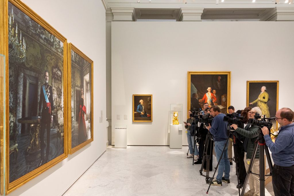 Retratos de los reyes por Annie Leibovitz en la exposición "La tiranía de Cronos"