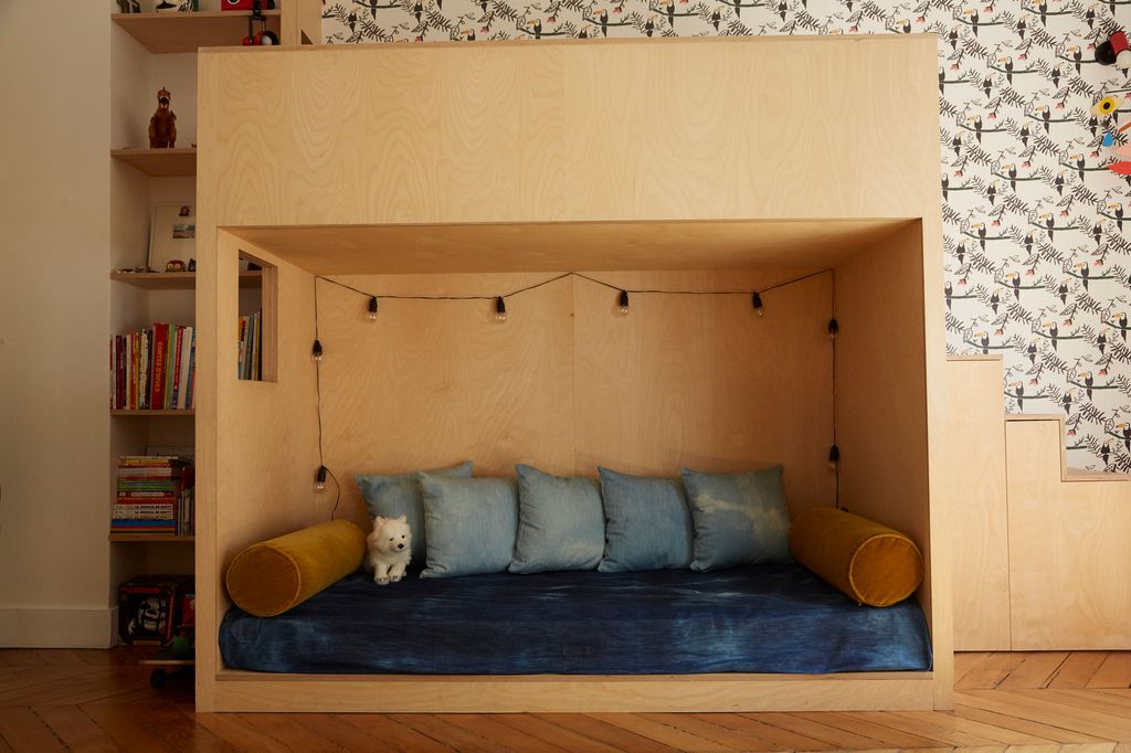 Mueble-cama realizado a medida visto de frente