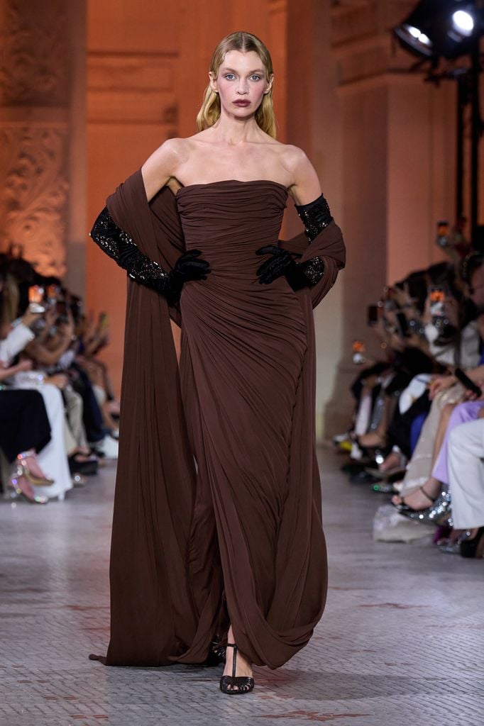 Desfile Zuhair Murad Otoño/Invierno 2025-2026