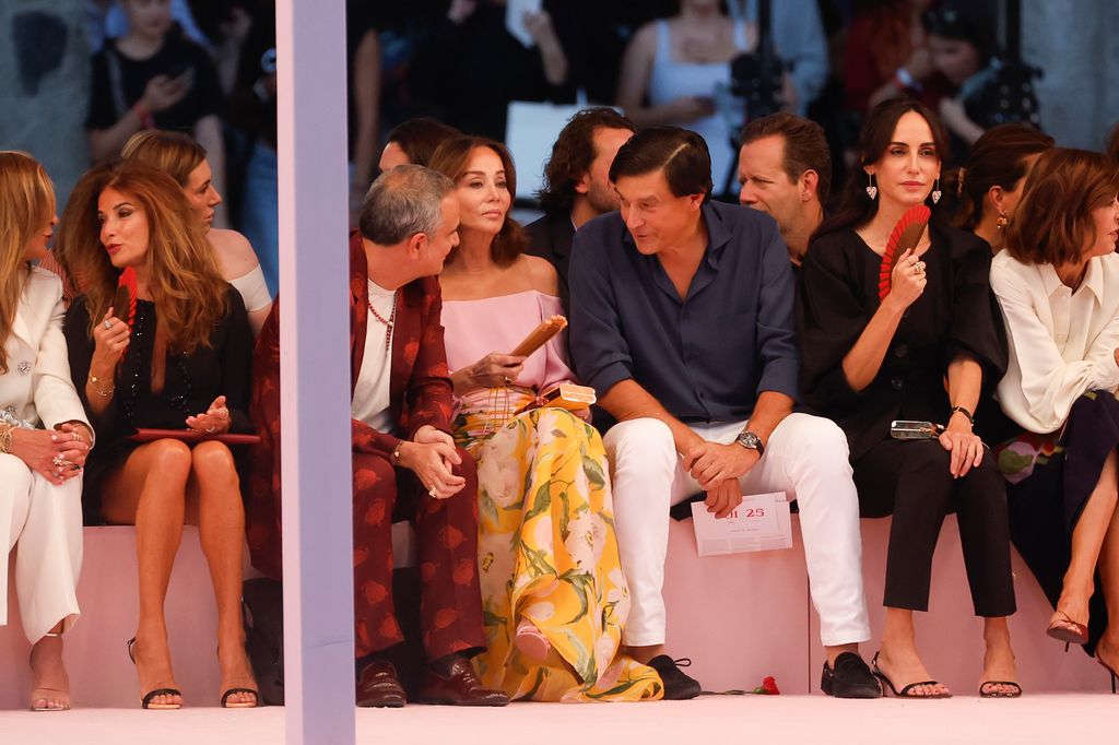 Isabel Preysler, Manolo Falco y Amparo Corsini