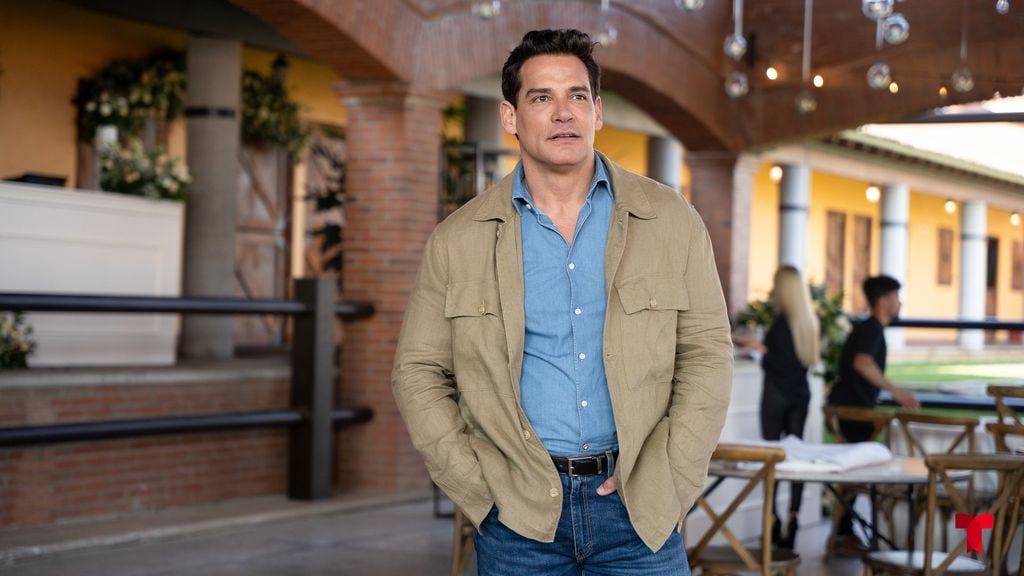 Cristián de la Fuente como 'Juan José Fierro' en 'La Jefa'