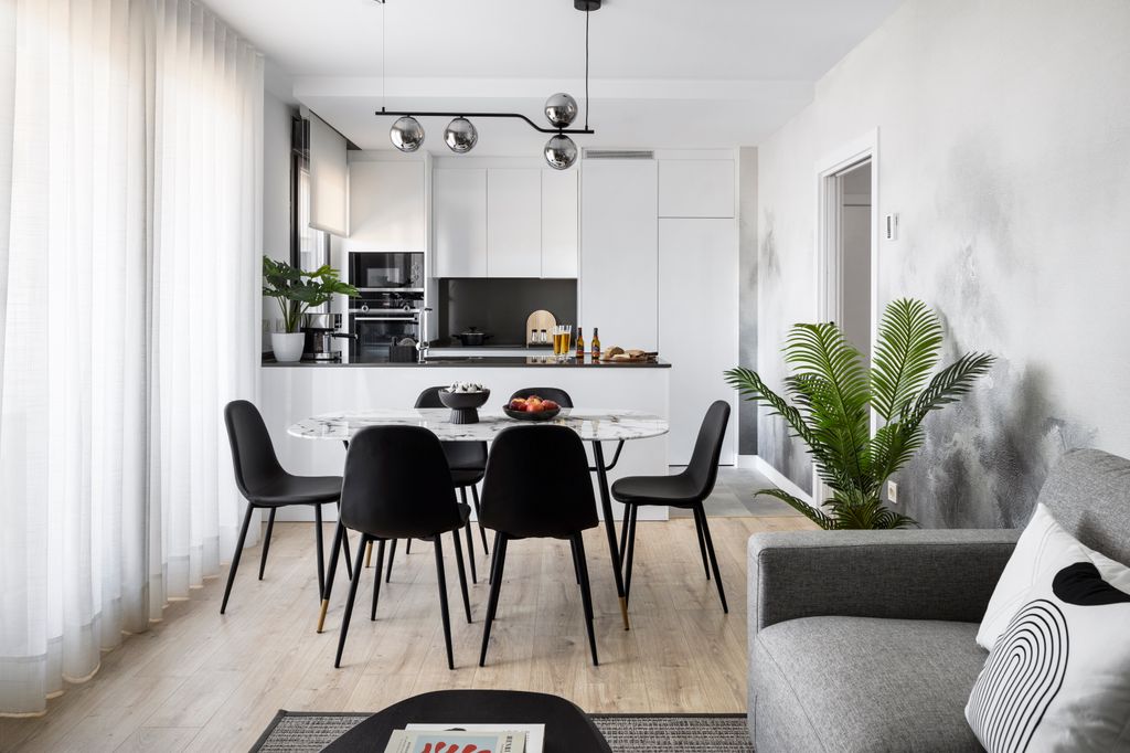 Cocina pequeña abierta