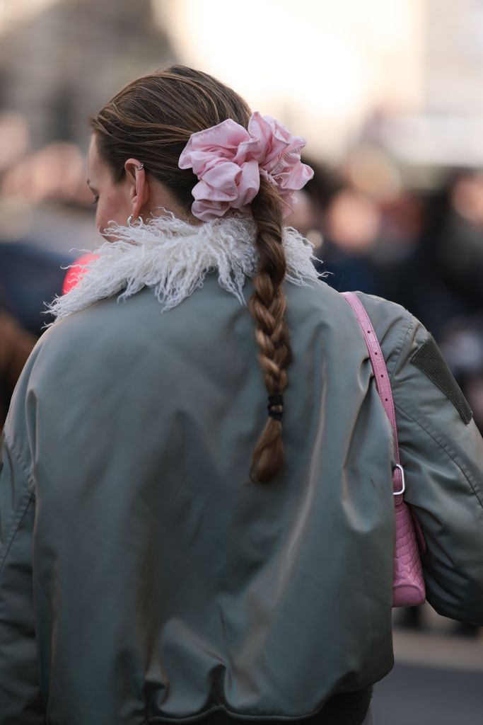 Street Style scrunchies