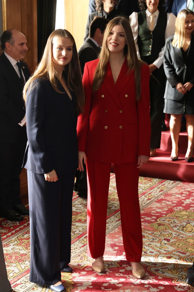 La princesa Leonor y la infanta Sofia en el Hotel Reconquista de Oviedo
