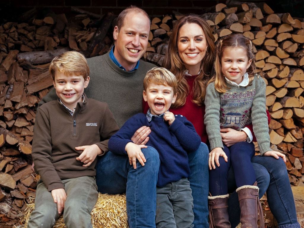Los príncipes de Gales con sus hijos en Anmer Hall