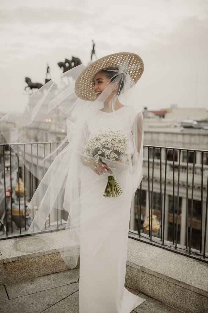 Vestido de novia Ale Capetillo