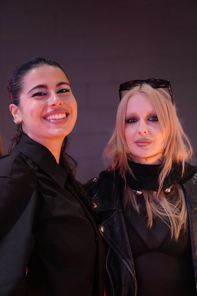 Nicole Elliot y Hannah descubren la gama de productos AORA de la mano de una exclusiva cena en Nueva York