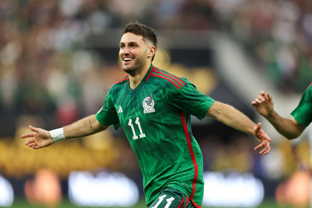 Santiago Gimenez de la Selección Mexicana