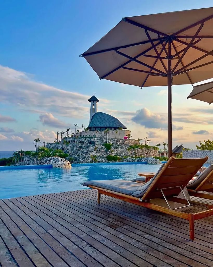El Hotel Xcaret Arte es un lugar donde convergen la naturaleza, la cultura y la aventura.