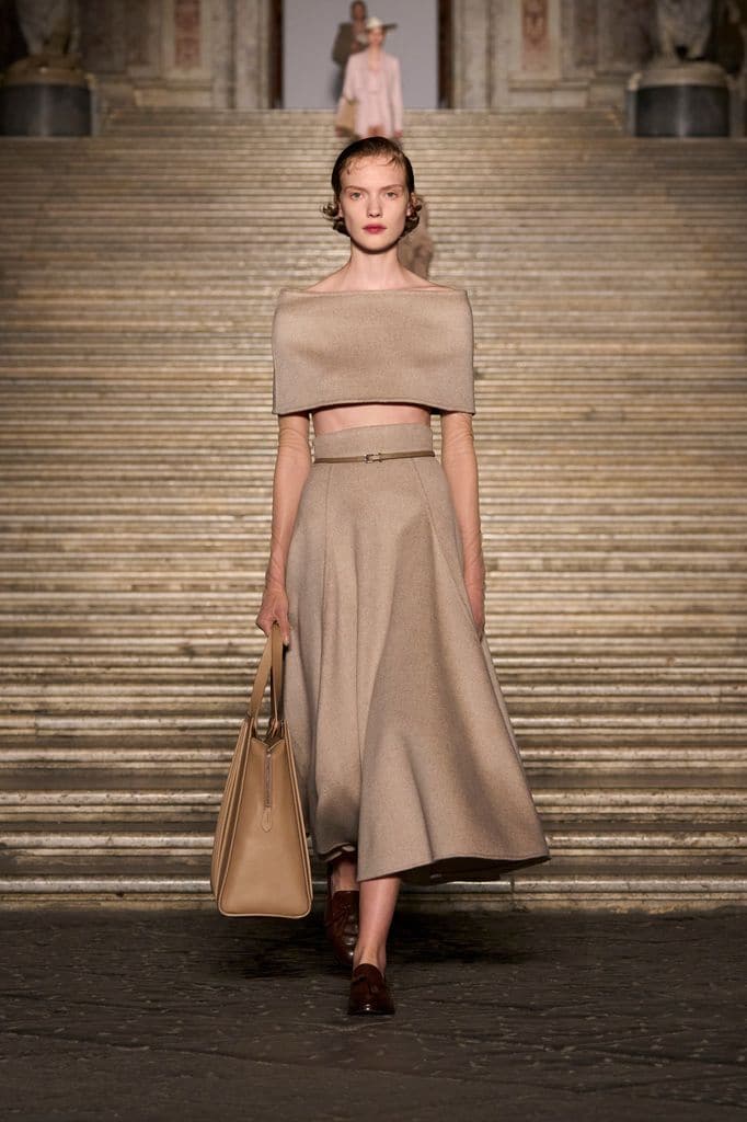Max Mara: desfile de la colección Resort 2026 en Nápoles