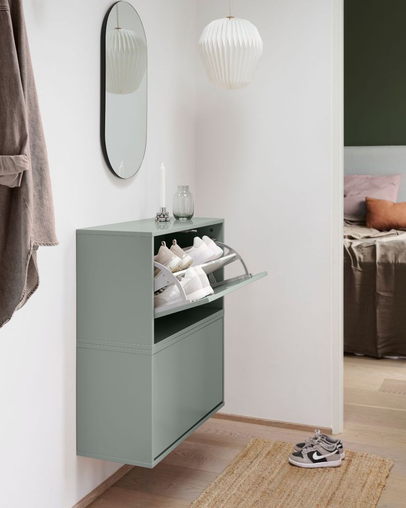 Zapatero suspendido de color verde menta