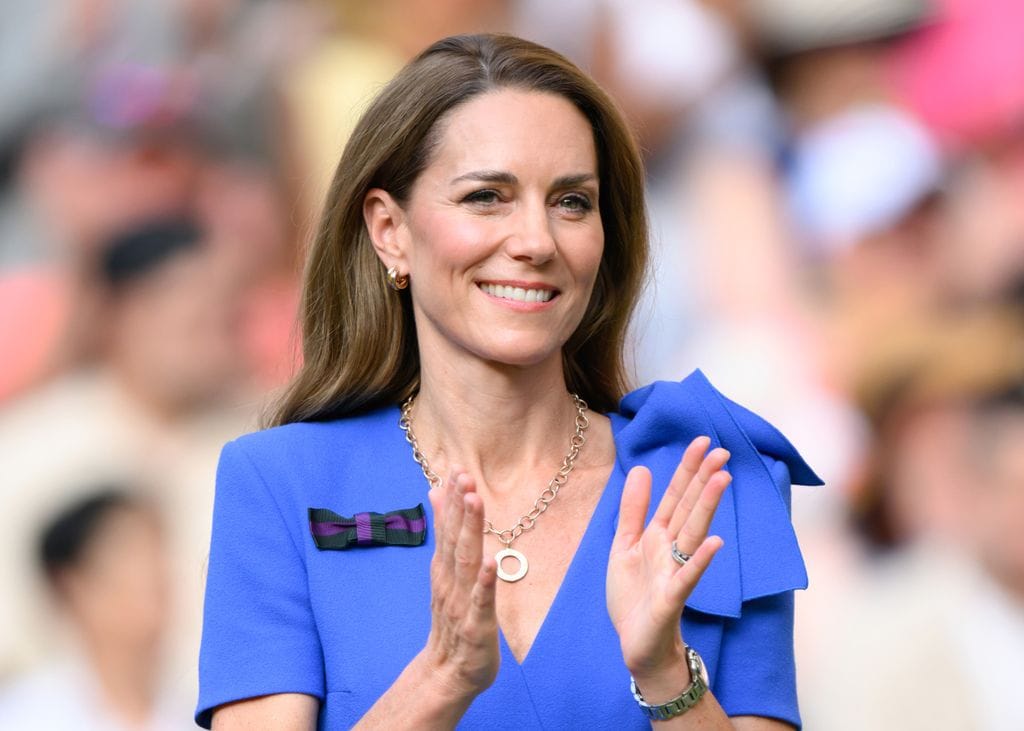Kate Middleton asiste al día catorce del Campeonato de Tenis de Wimbledon en el All England Lawn Tennis and Croquet Club el 13 de julio de 2025 en Londres, Inglaterra.