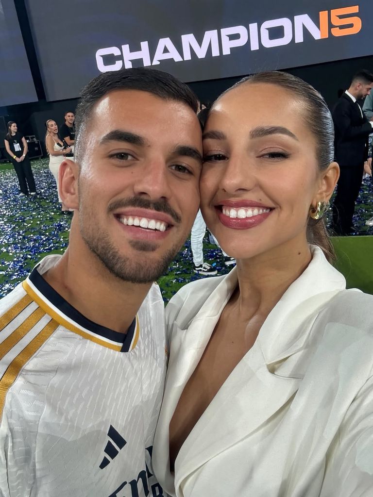Luna Serrat y Dani Ceballos en un partido del Real Madrid