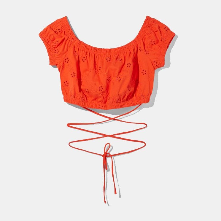 blusa roja escote bardot bershka