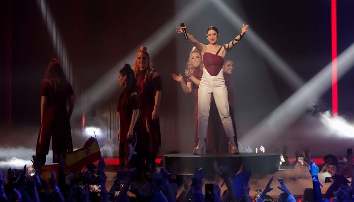 Blanca Paloma y su 'Eaea'
