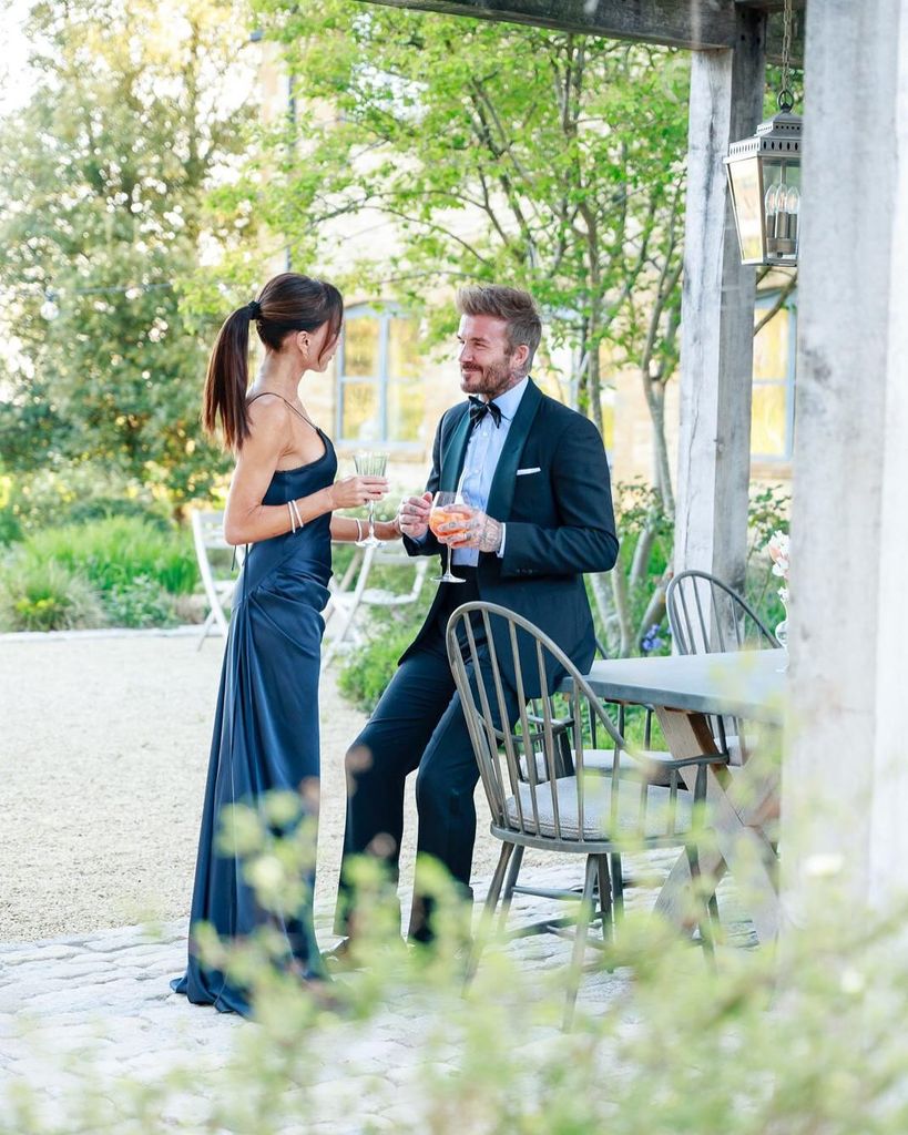  Así fue el 50º cumpleaños de David Beckham: jet privado, vinos de 3.500€ y ninguna señal de Brooklyn