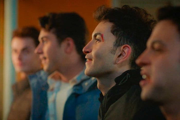 Los chicos se enfrentan al hermano y al exprometido de Zehra en 'Hermanos'