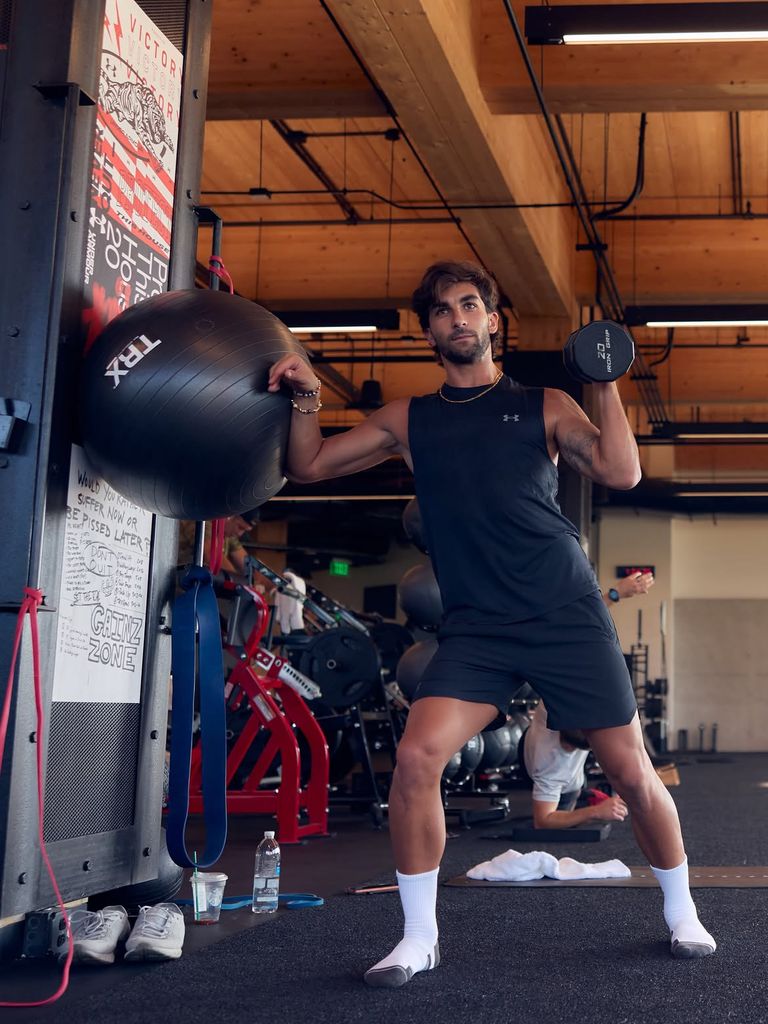 El futbolista se mantiene en plena forma haciendo muchísimo ejercicio