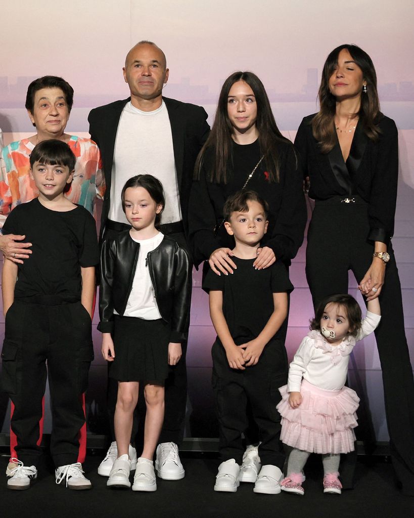 Andrés Iniesta y su familia