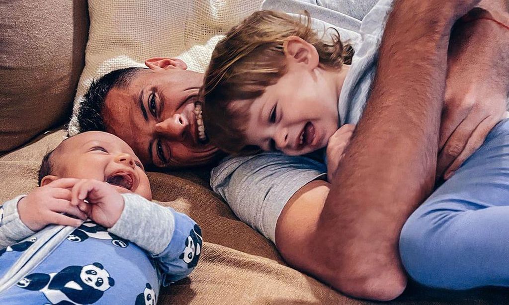 Javier \'Chicharito\' Hernández y sus hijos