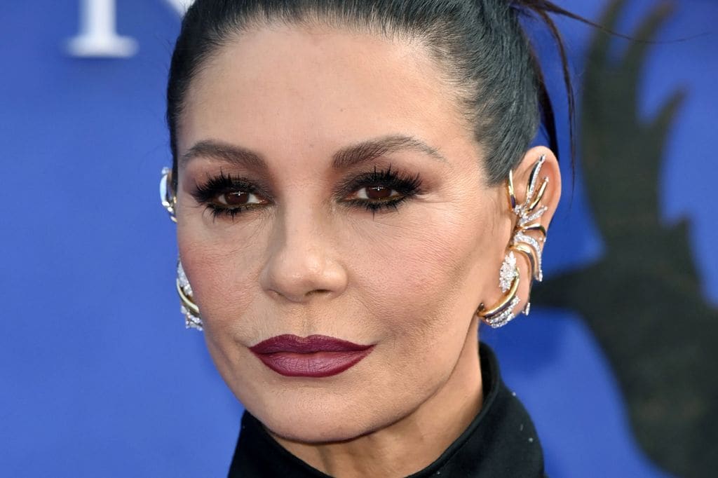 Catherine Zeta-Jones en el estreno de 'Miércoles 2' en Londres el 30 de julio de 2025