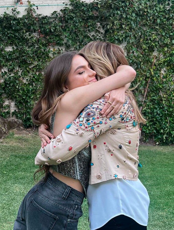 Sofía Castro y Angélica Rivera