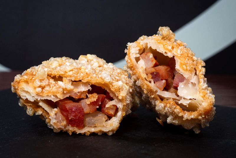empanadillas-torrezno