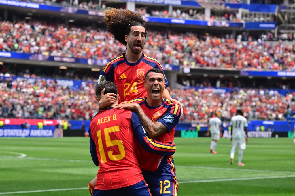 España se impuso ante Austria con un marcador 3-0 en su partido de dieciseisavos de final.