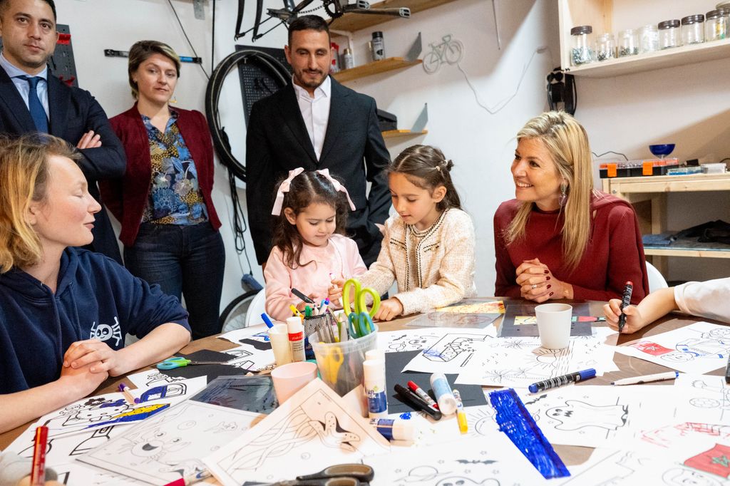 La reina Máxima en el centro comunitario en Ámsterdam