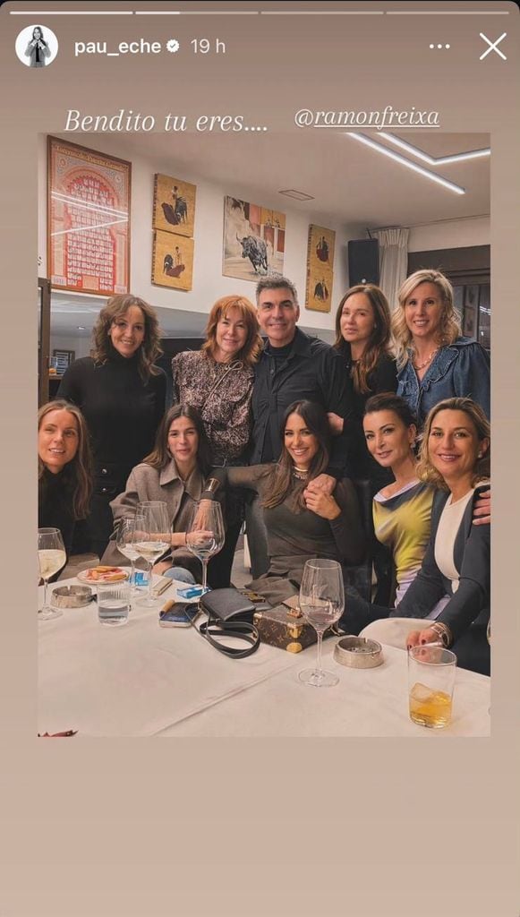 Ramon Freixá con algunas de las asistentes a la comida