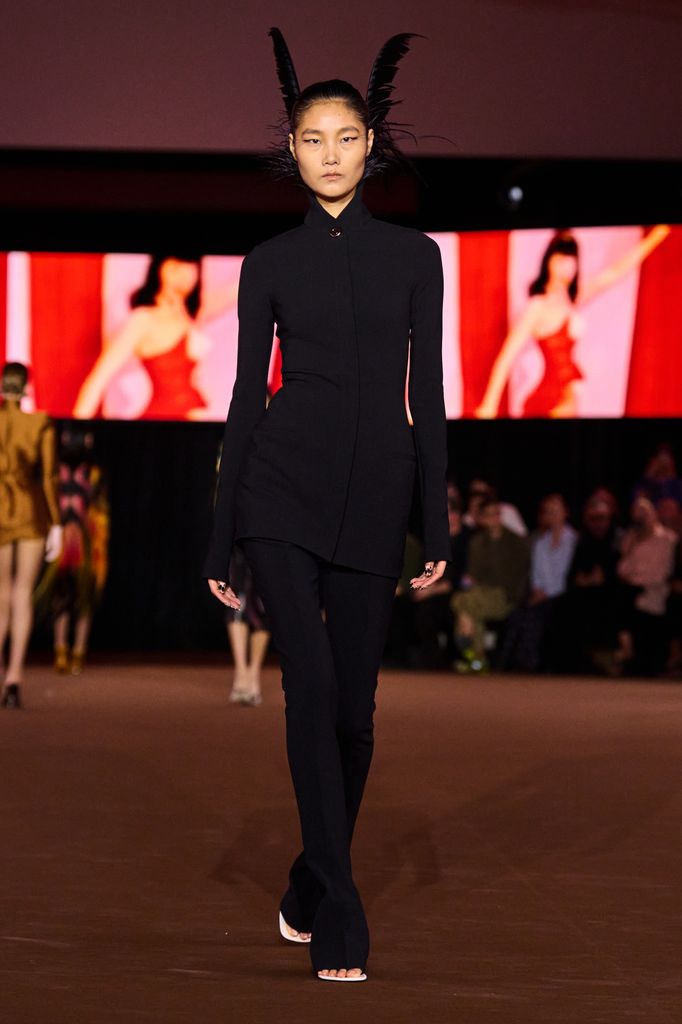 Paris Fashion Week: desfile de Mugler (Primavera/Verano 2027)