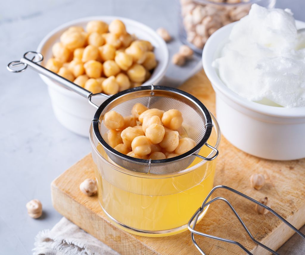 La aquafaba es un gran sustituto del huevo para las recetas veganas.