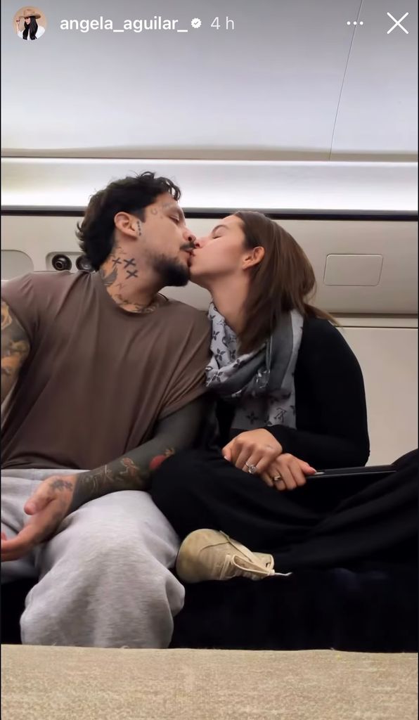 Nodal y Ángela Aguilar en la intimidad de su vida de casados.