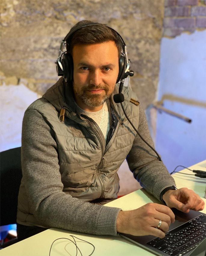 Timur Miroshnychenko veterano comentarista de Eurovisión