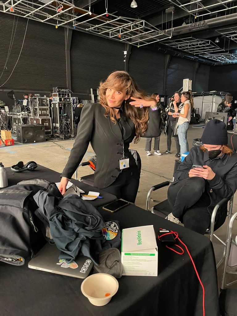 Karen Saurí, durante la grabación del TikTok Live de Rosalía para promocionar su tercer álbum, 'Motomami'