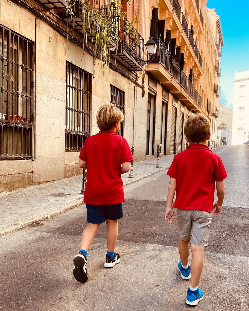 Yago y Gonzalo, los dos hijos de la periodista