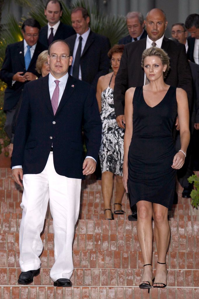 La princesa Charlene y el príncipe Alberto en una cena de cóctel de la organización ASO en Montecarlo, 2009.