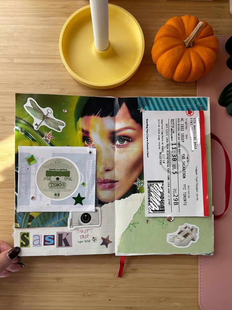 Puedes poner productos como empaques de compras o productos hasta boletos de actividades o viajes. 