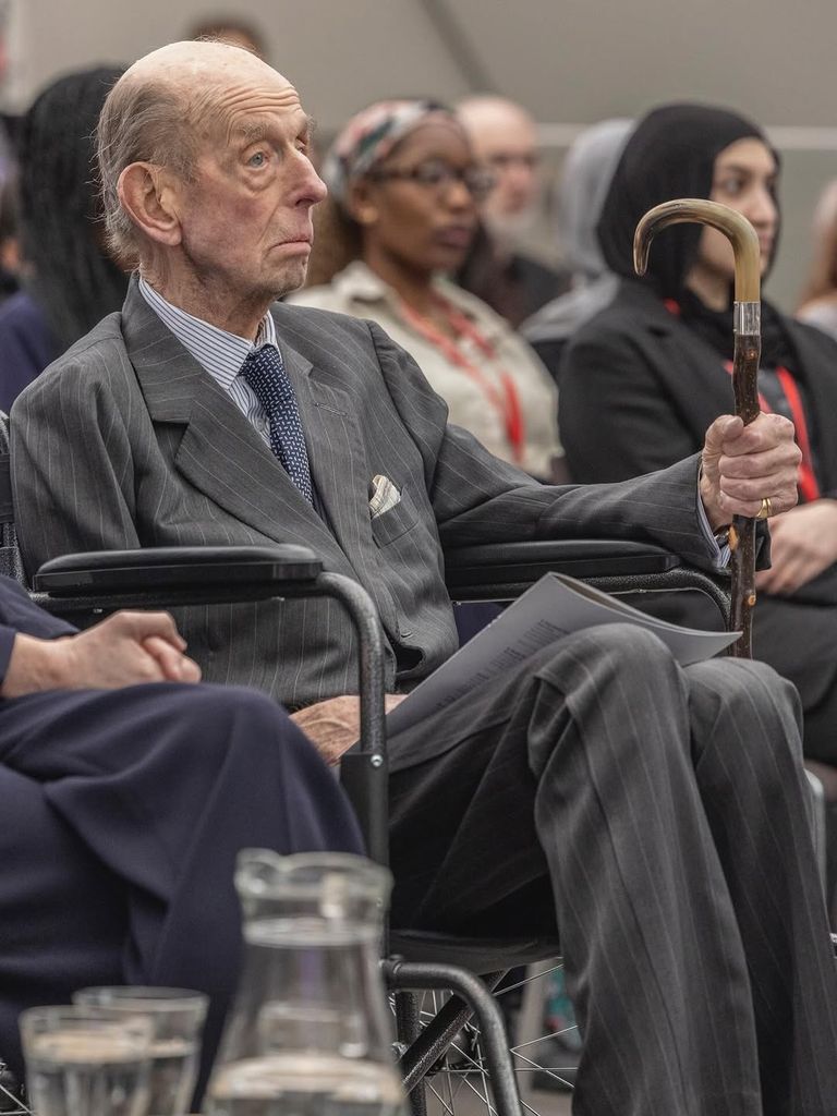 El duque de Kent tiene 90 años y ya va en silla de ruedas