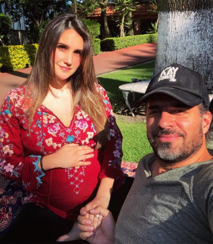 Dulce María, de RBD, y Paco Álvarez