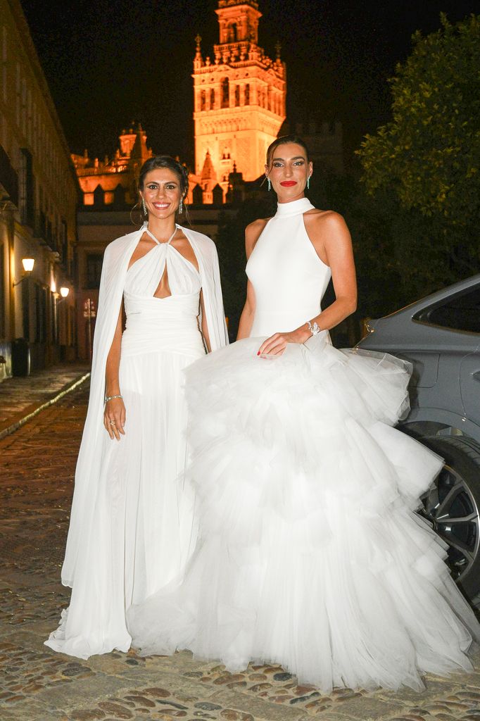 Ana Cristina Portillo posa espectacular con su hermana Eugenia Osborne