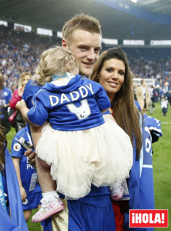 Jamie Verdy, con su prometida y su hija Sofia
