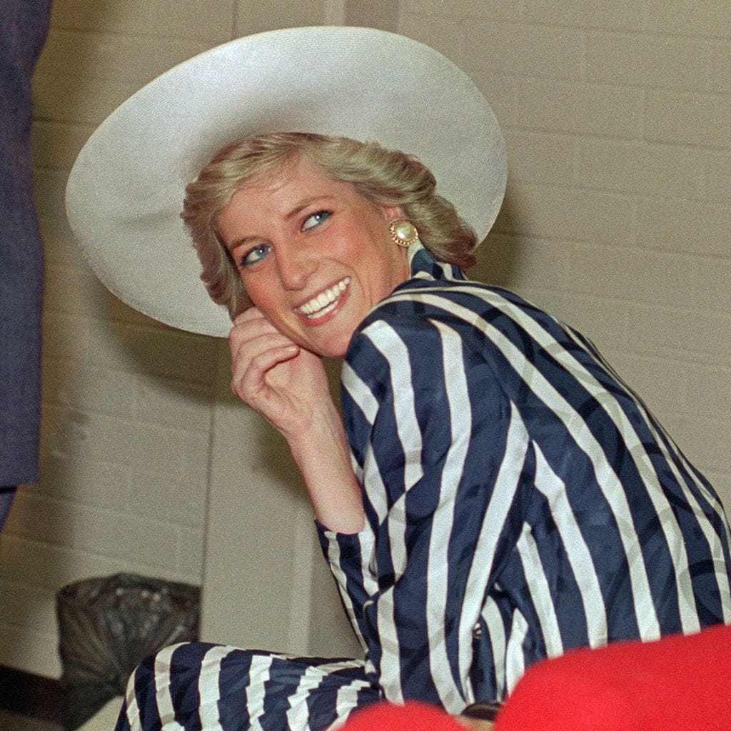 El delineador azul era uno de los looks insignia de la princesa Diana en los 80.