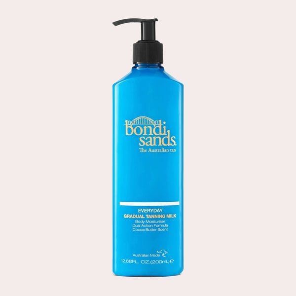 LA MEJOR CREMA BRONCEADORA PARA MANTENER EL MORENO: Everyday Gradual Tanning Milk