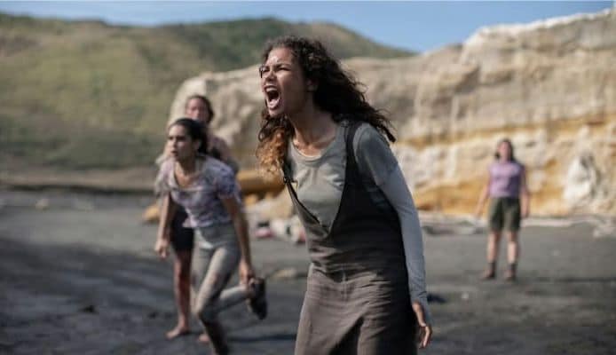 Un grupo de adolescentes deben sobrevivir después de quedarse atrapadas en una isla después de que el avión en el que viajan tenga un accidente